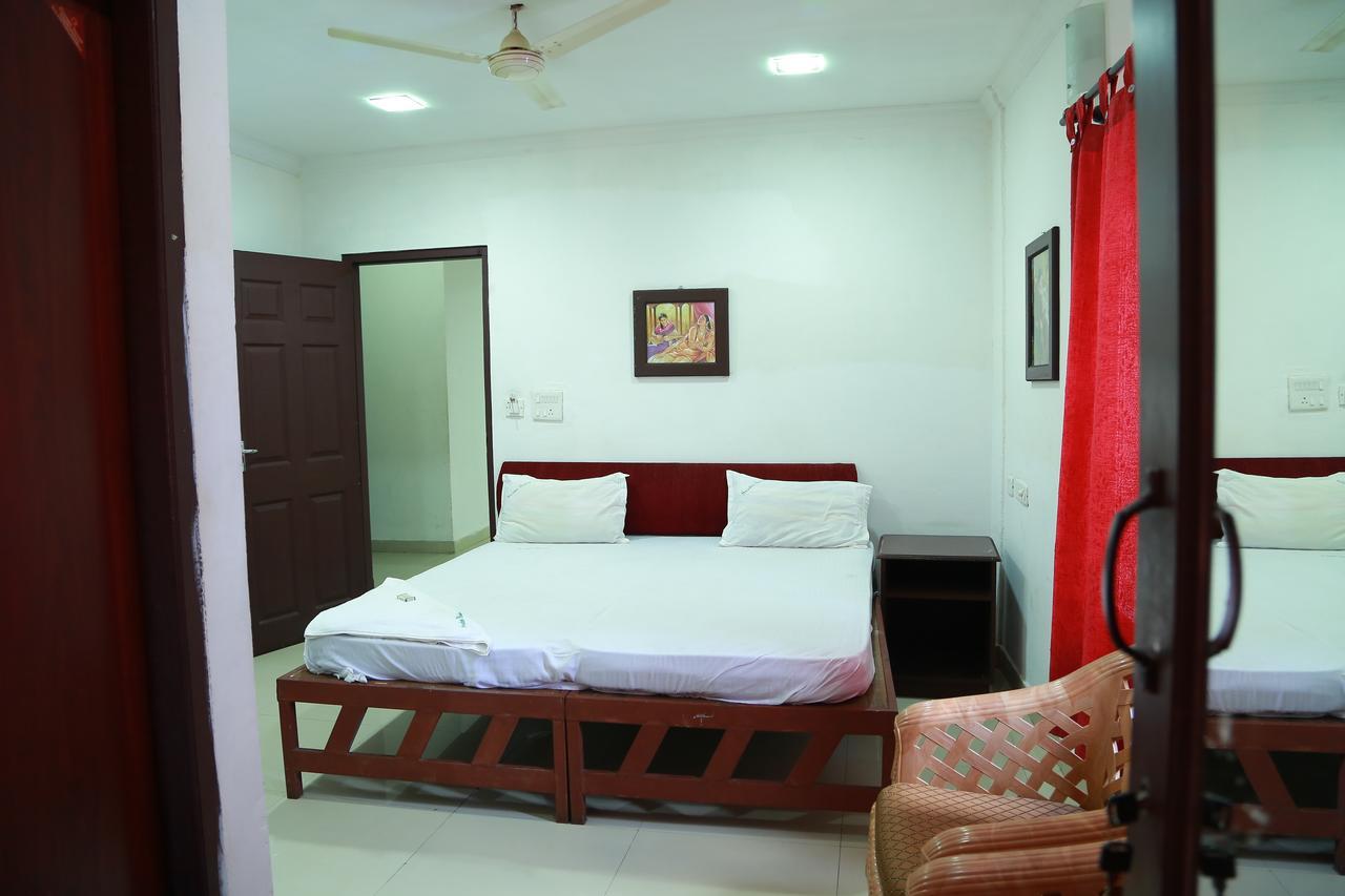 Swades Residency Hotell Cheruvalli Eksteriør bilde