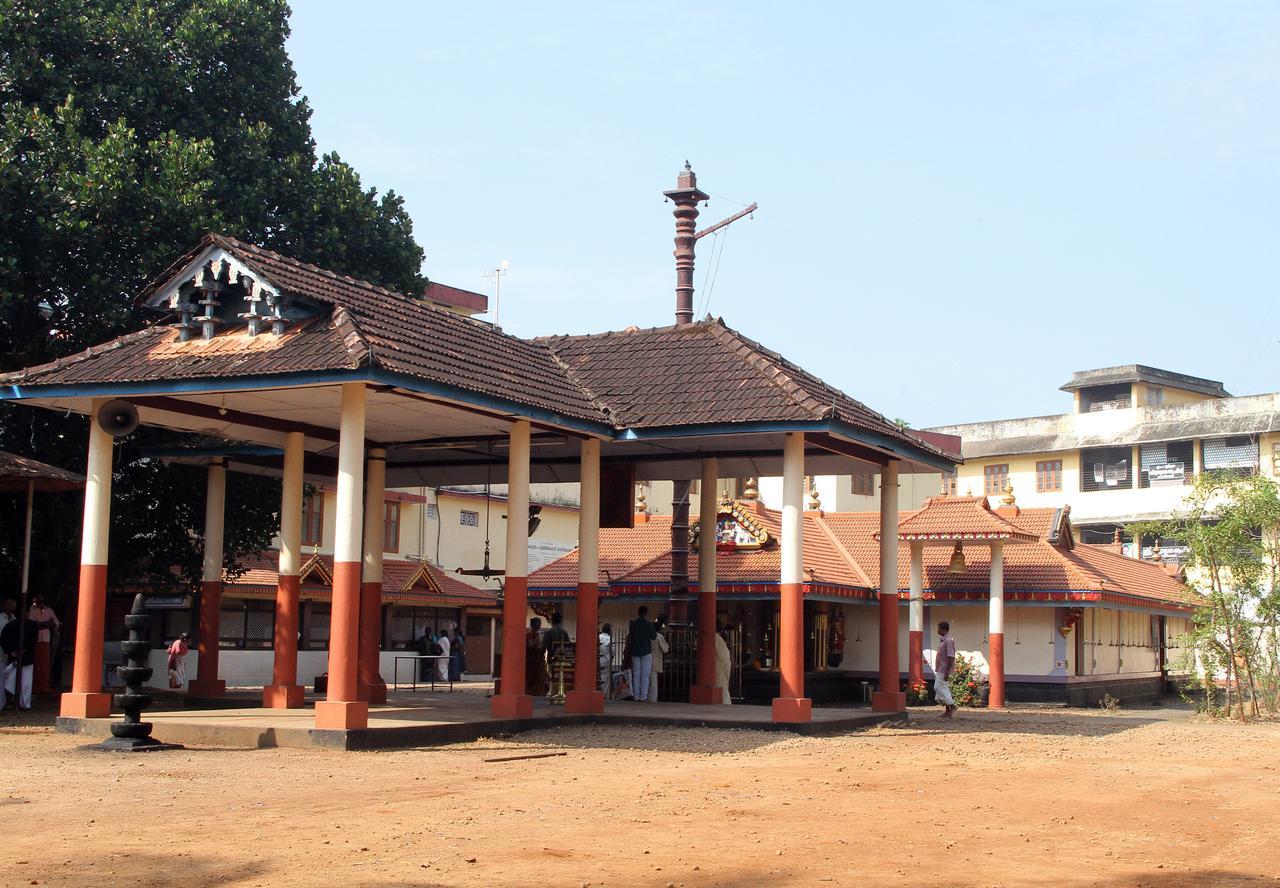 Swades Residency Hotell Cheruvalli Eksteriør bilde